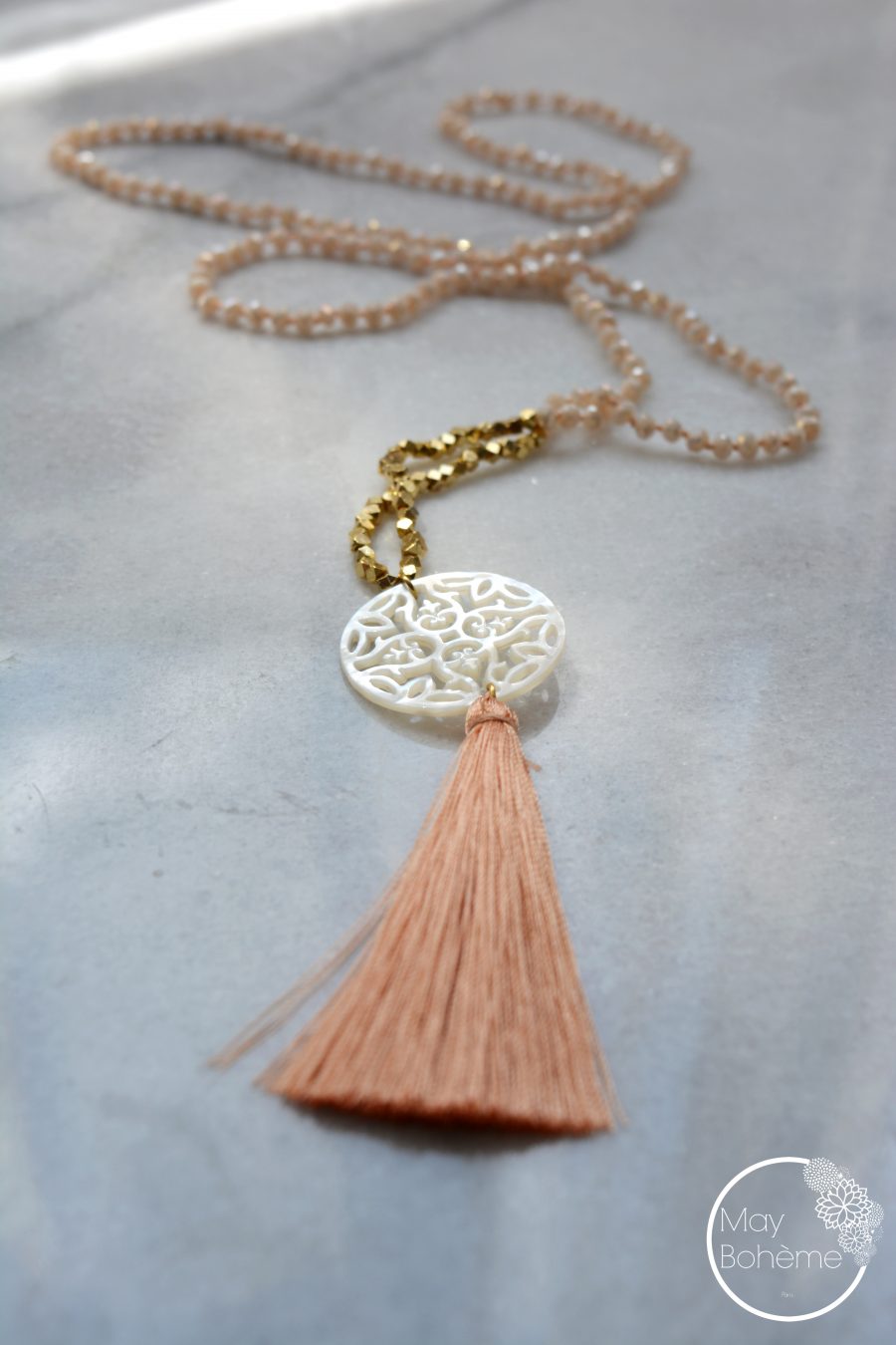 Sautoir Long Bordeaux Avec Pendentif Bois Et Nacre - Neuf Sans Emballage