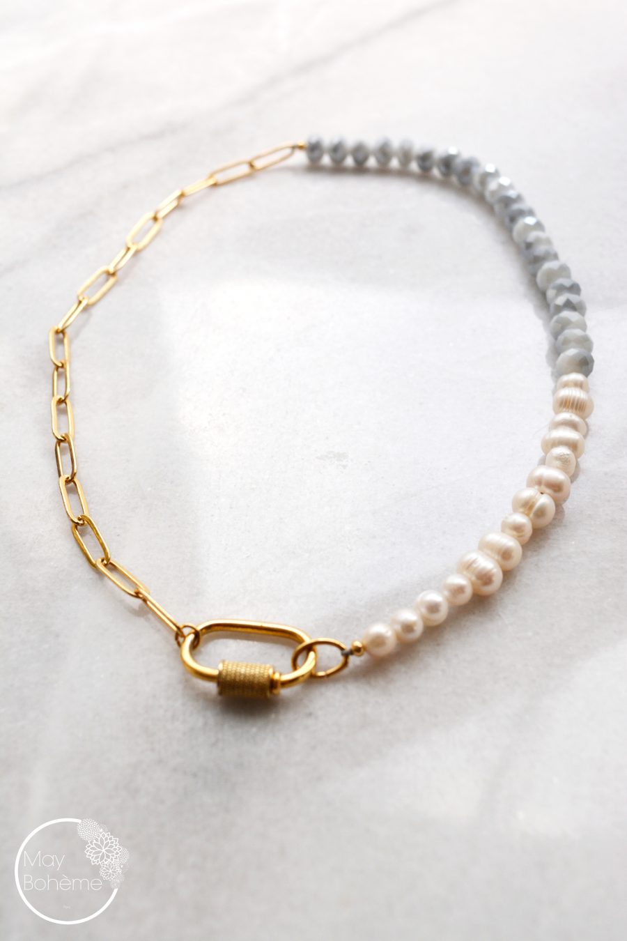 Collier Fin En Perle De Zircon Vert Facetté - Monture Plaqué Or Jaune, Laiton - Fait Main, Neuf Avec étiquettes
