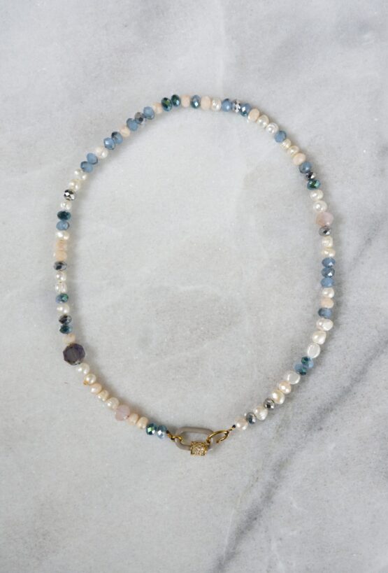 collier perles baroques eau douce perles cristal bleu fermoir écrou zirconium