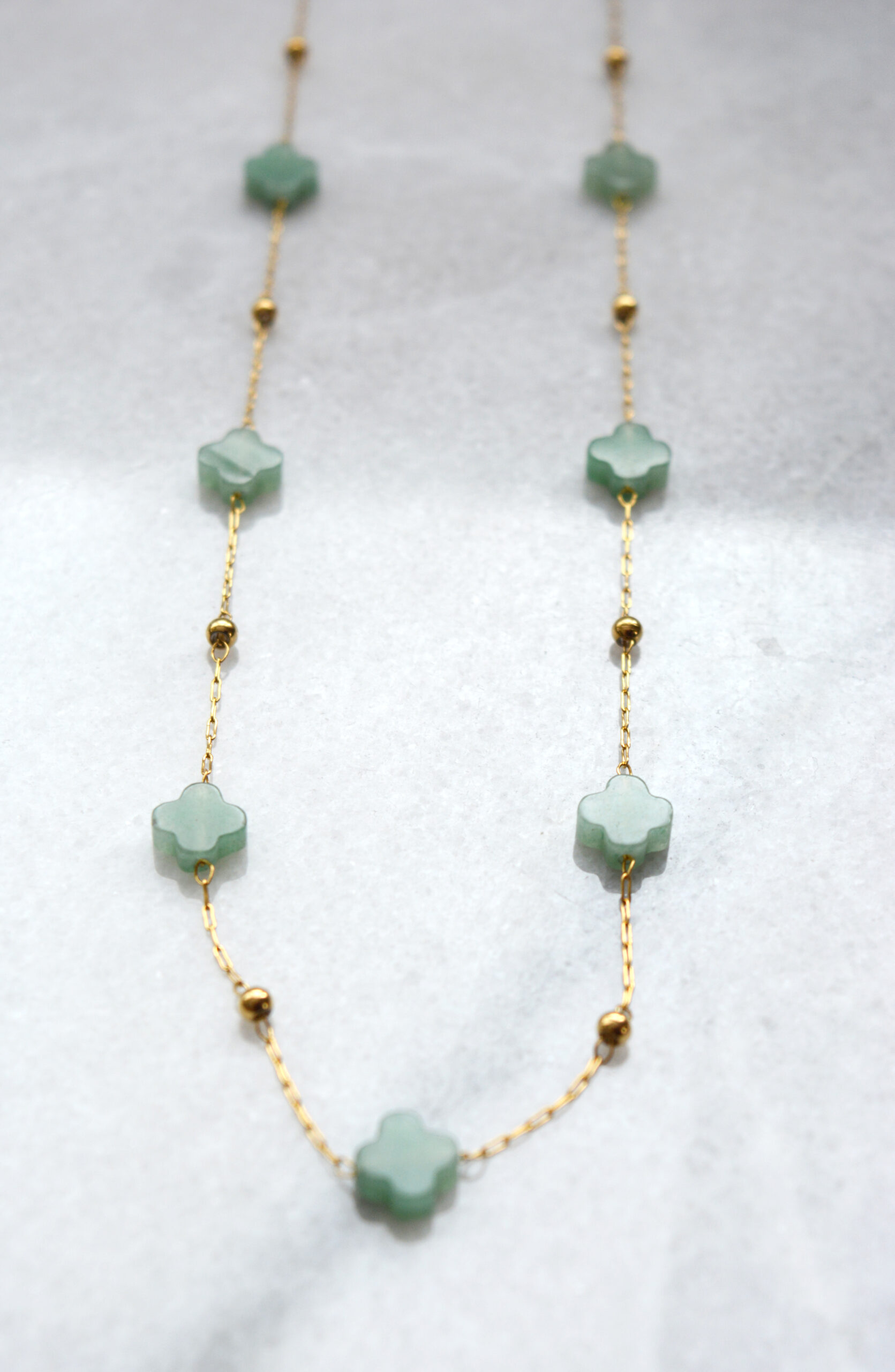 SAUTOIR DORÉ PIERRE AVENTURINE TRÉFLES VERTE